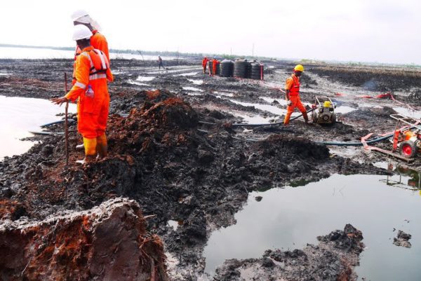 oil spill in Ogoniland e1464898409681