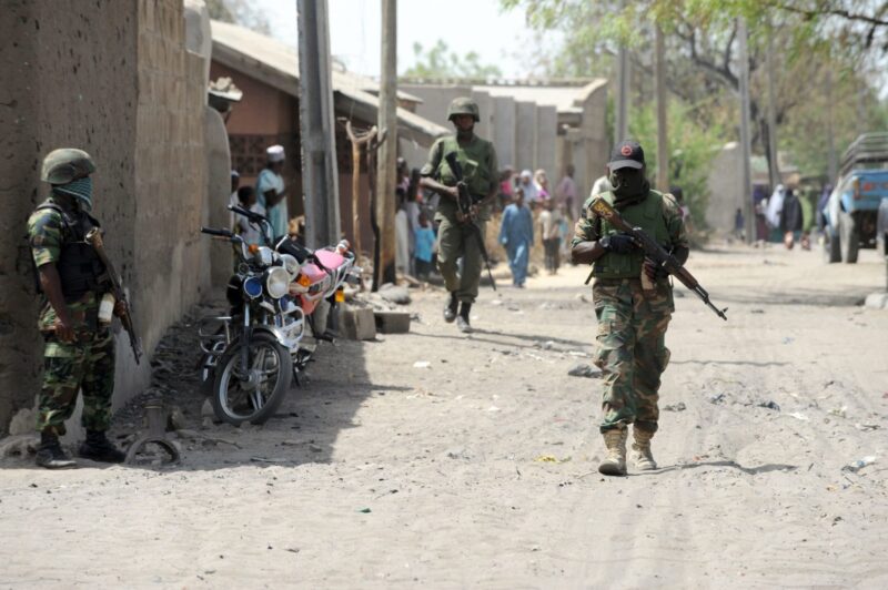 Nigerian soldiers in Maiduguri Borno State e1497564966328
