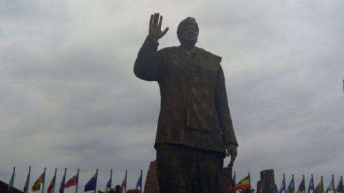 Sirleaf Statue In Imo State