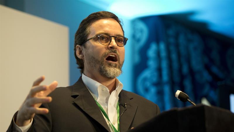 Prominent Muslim American scholar Hamza Yusuf agreed to be part of a 10 member panel that would examine the role of human rights in US policy
