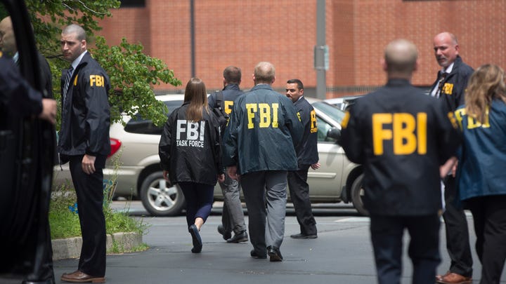 FBI 77