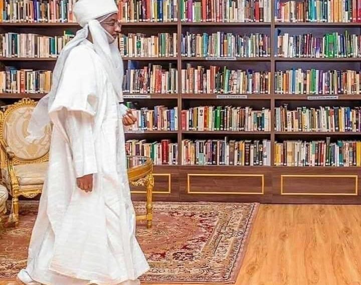 Emir Sanusi in his library 720x570 1