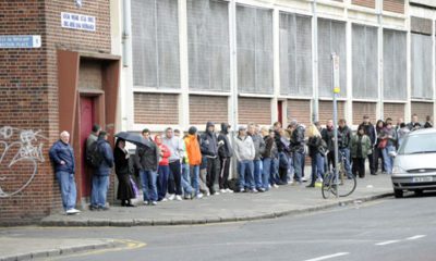 US Unemployment queue