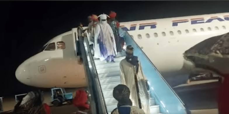 Emir Bayero alighting from Air Peace