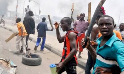 Protesting Nigerian youths