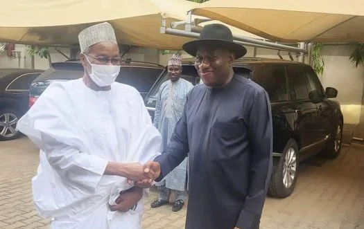 jonathan-and-Daura-e1653460860500
