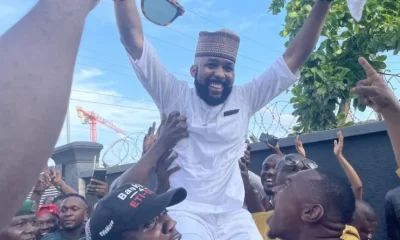 Olubankole-Wellington-Banky-W-lifted-up-by-a-jubilating-crowd