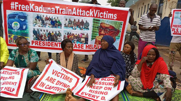 Families of train attack victims protest at Ministry of Transportation. Photo-Solomon Odeniyi
