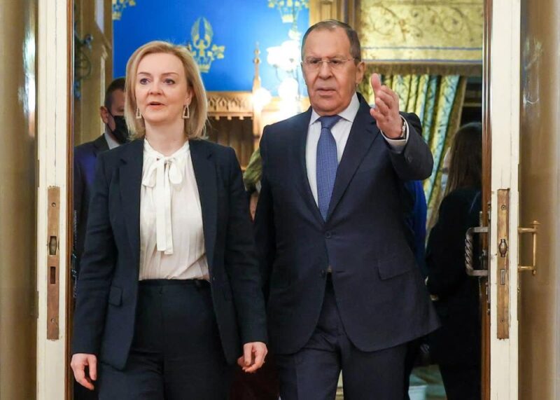 Liz Truss and Sergey Lavrov