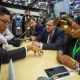 Brazil’s foreign affairs ministry’s lead climate negotiator Leonardo Cleaver de Athayde speaks with Vice Prime Minister and Environment Minister for Democratic Republic of Congo, Eve Bazaiba Masudi