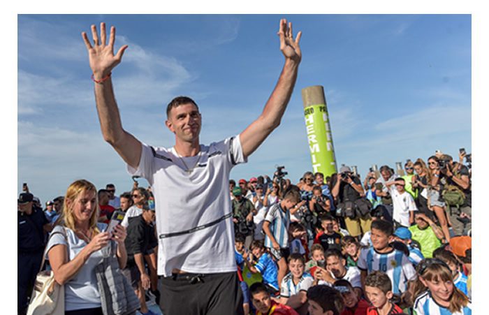 Argentine goalkeeper Emiliano Martinez