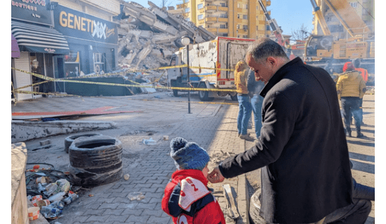 Ibrahim-and-his-four-year-old-son