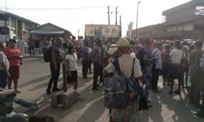 Protest in UI University of Ibadan with soldier