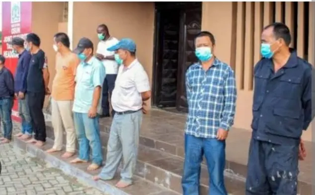Chinese people caught doing shady business in Nigeria