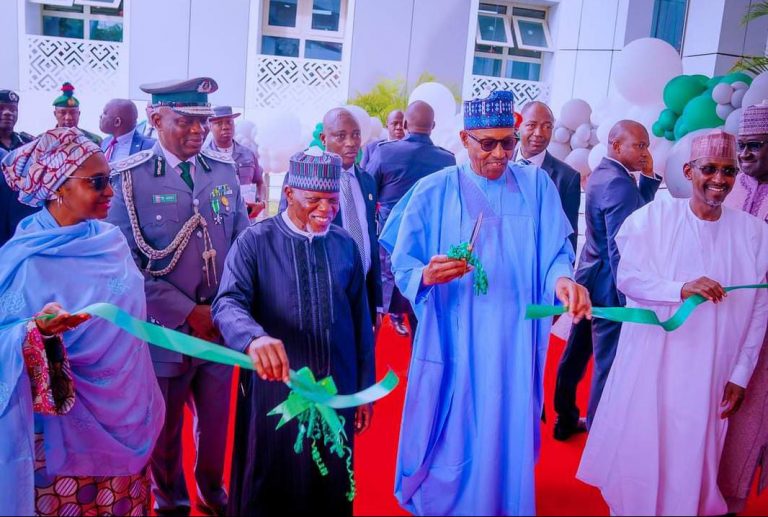 Buhari commissioning new customs office