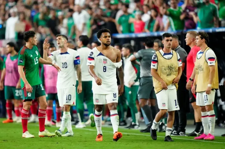 CONCACAF suspends four players after USA-Mexico brawl