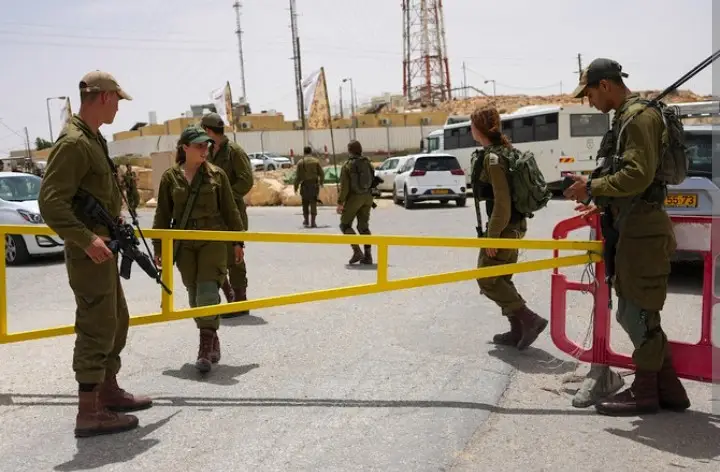 Israel and Egypt police