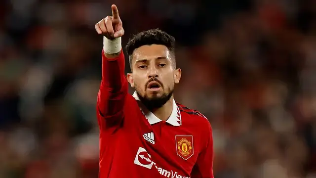 Alex Telles
