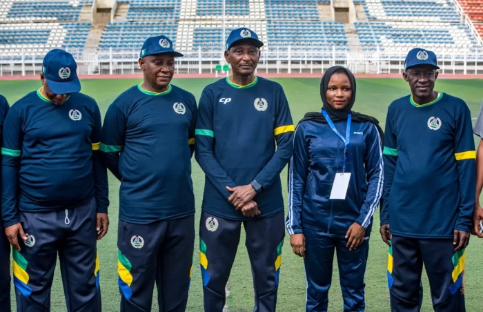 69 repentant hoodlums stun police in Kano, surrender arms