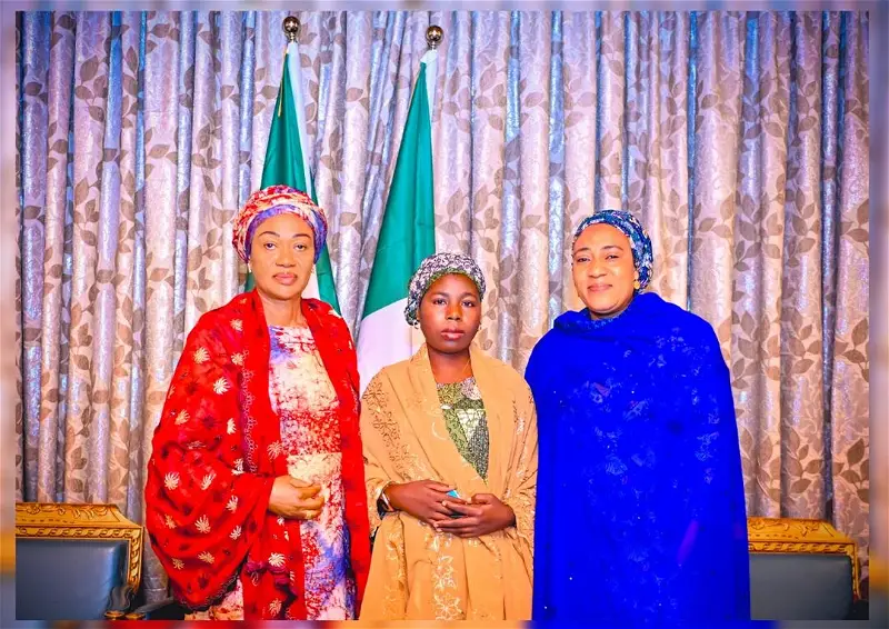 Remi Tinubu and the rescued Chibok schoolgirl