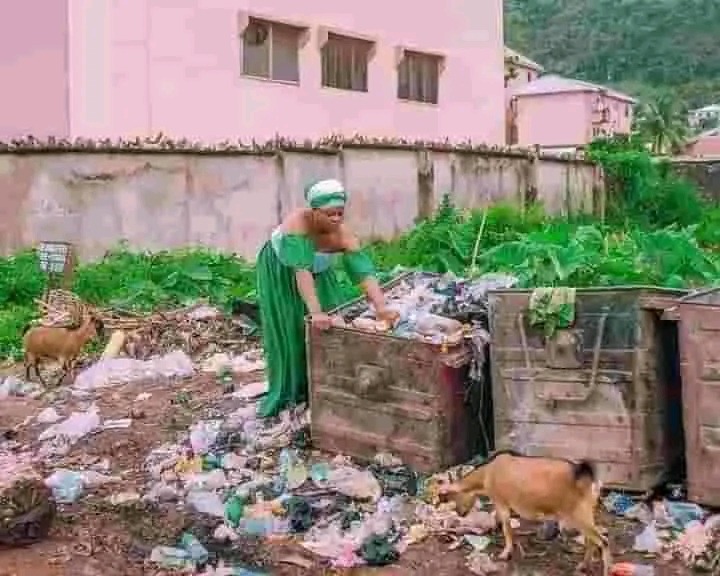 Nigeria - dirt, waste bin