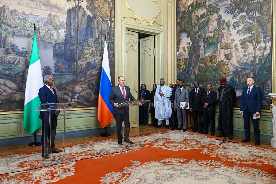 Foreign Ministers Yusuf Maitama Tuggar and Sergey Lavrov during media conference, March 6, 2024