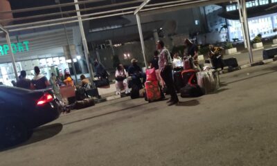 Air Peace delay flight, get people stranded
