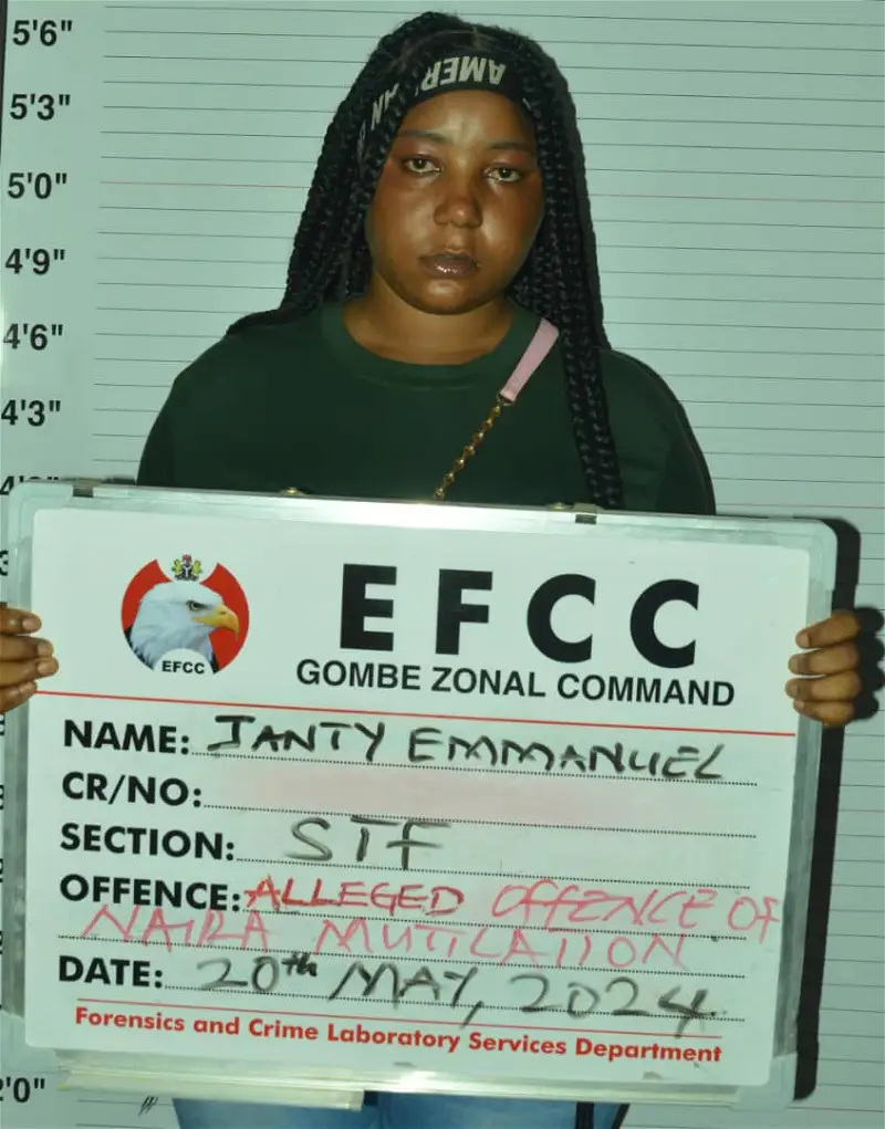 EFCC arrest another for spraying naira