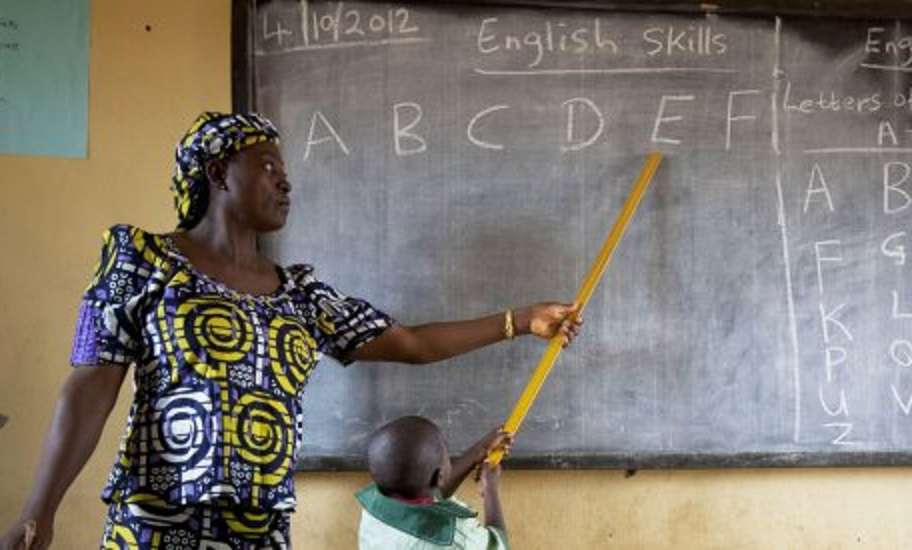 Nigerian Teacher - school and education in Nigeria