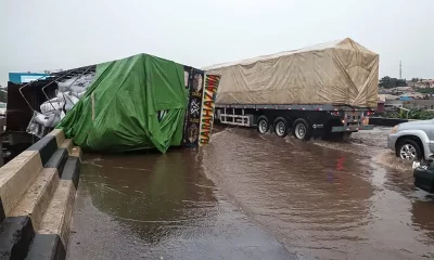 Otedola-bridge Truck falls again