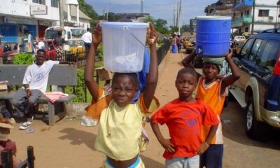 Nigerian-children-hawk