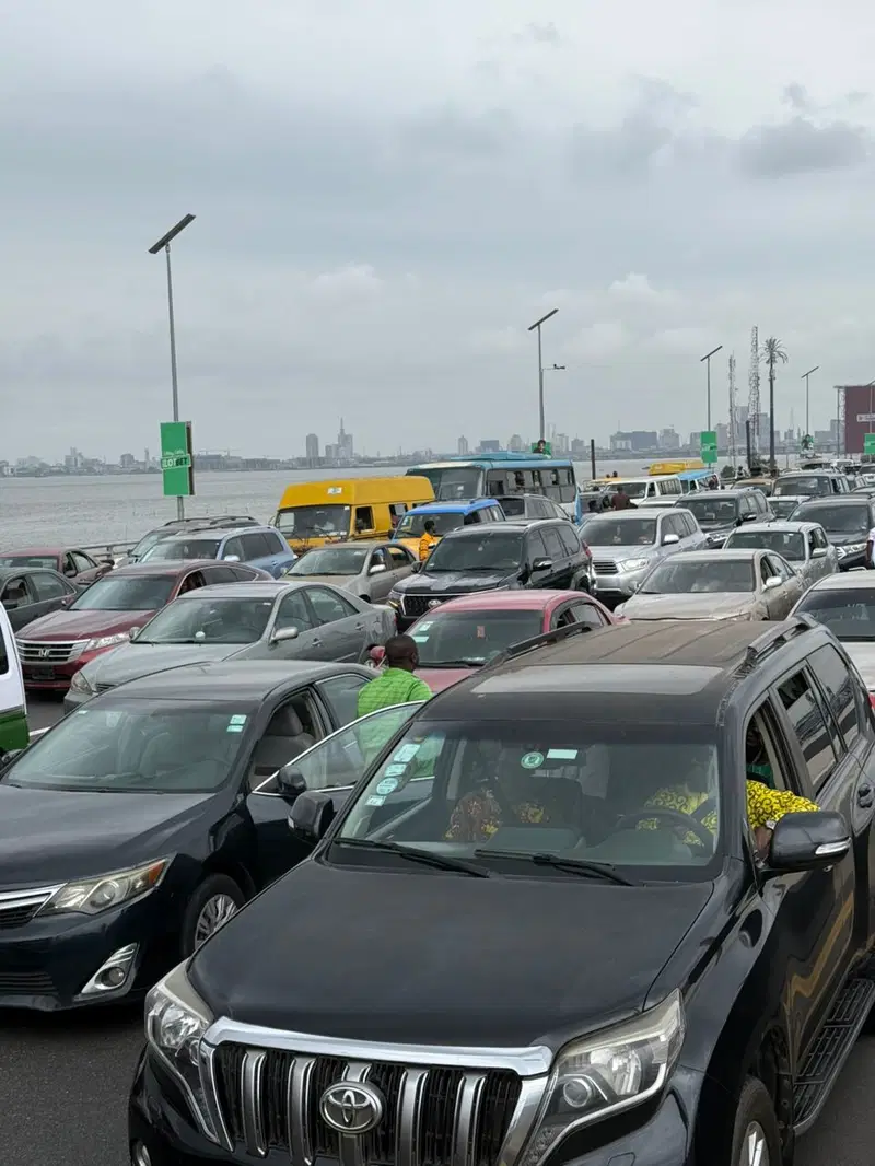 Gridlock at 3rd Mainland Bridge